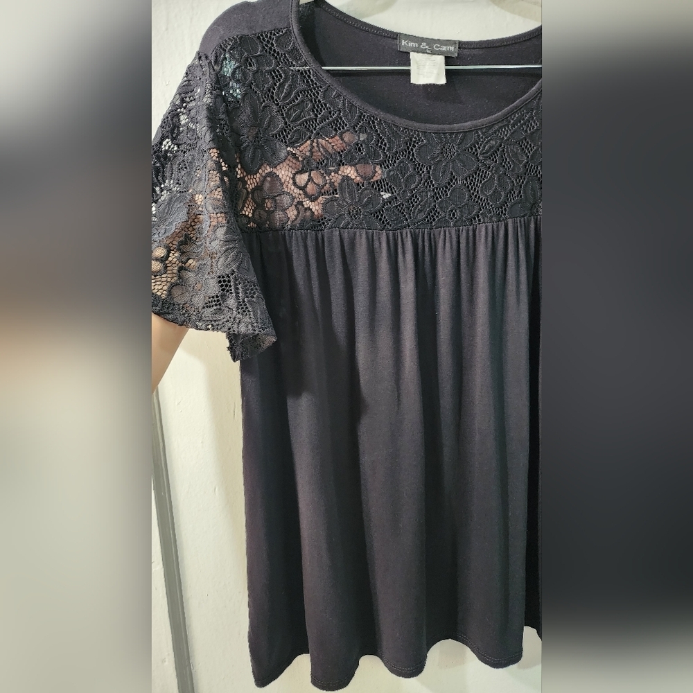 Kim & Cami Black Lace Blouse - Picture 6 of 6